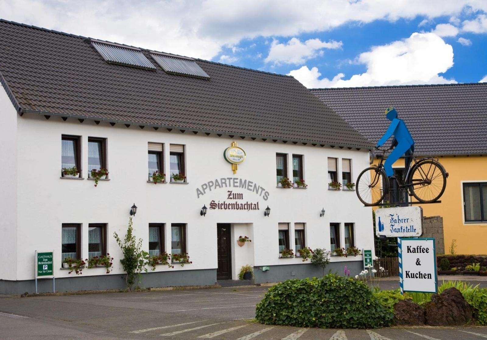 Landgasthof Zum Siebenbachtal Strotzbusch Exterior photo
